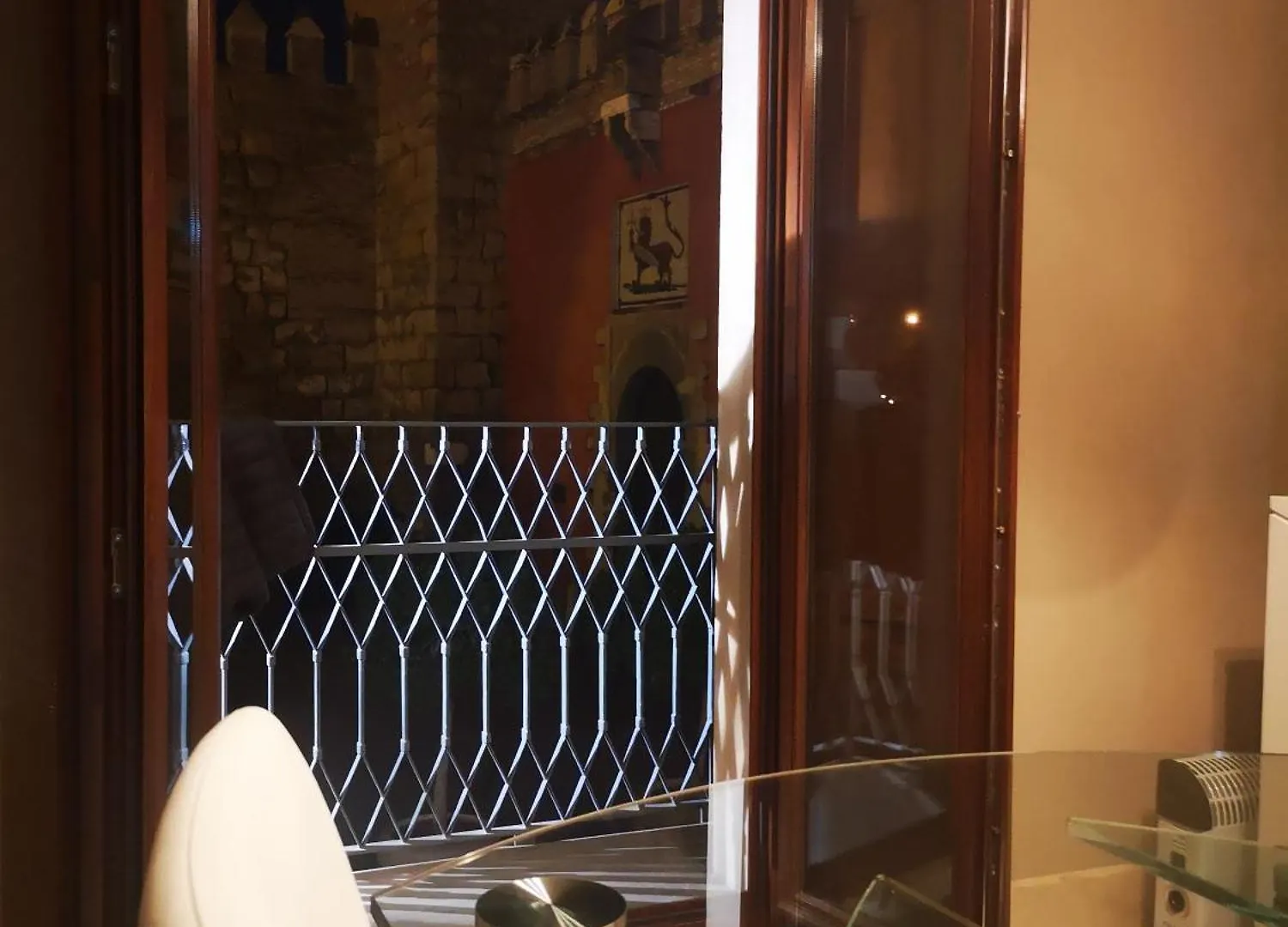 Luxury Apartment With Views To Alcazar, Cathedral And Giralda. Seville
