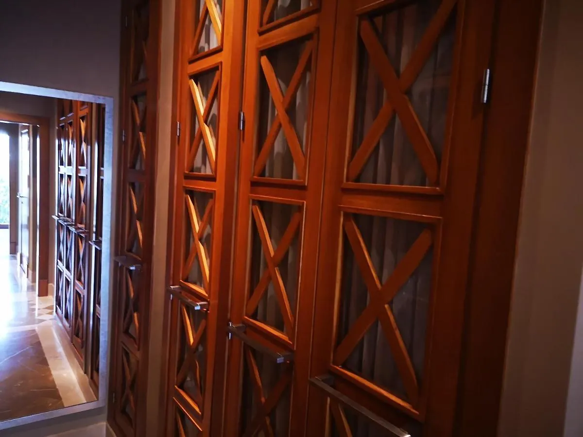 Luxury Apartment With Views To Alcazar, Cathedral And Giralda. Sewilla